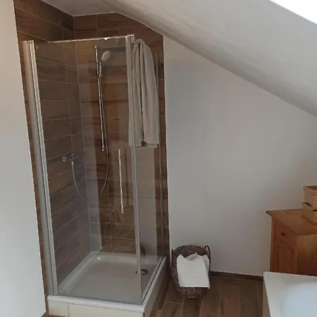 Neue In Ruschweiler Apartment