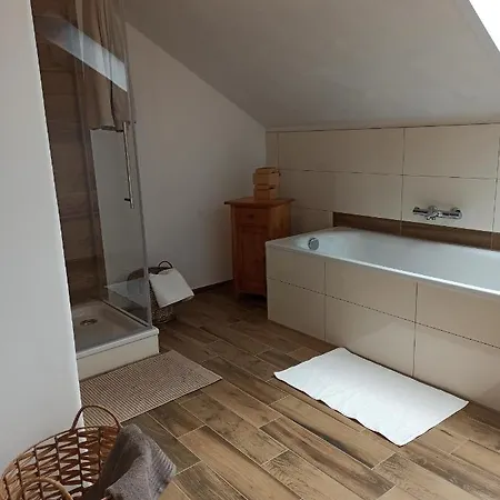 Neue In Ruschweiler Апартаменты Illmensee